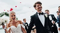 Nygifte Celine og Preben hånd i hånd