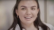 Selina 34 år får behandling for rosacea hos Asteta Clinic